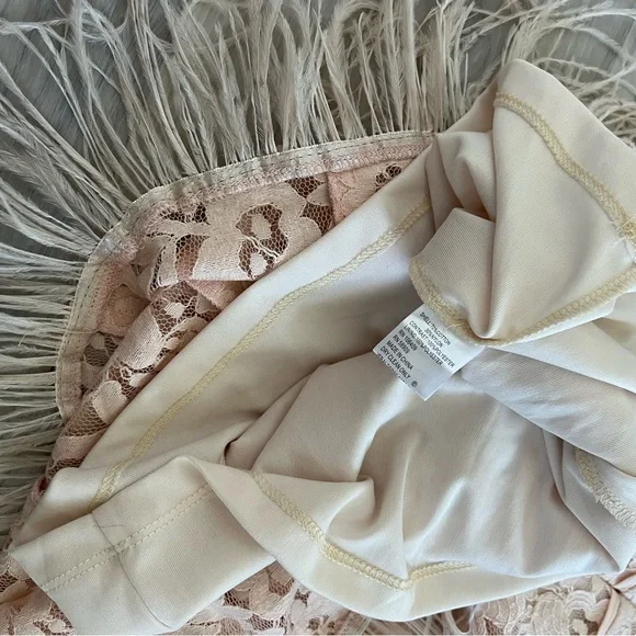 NWT GB Lace Feather Trim dress